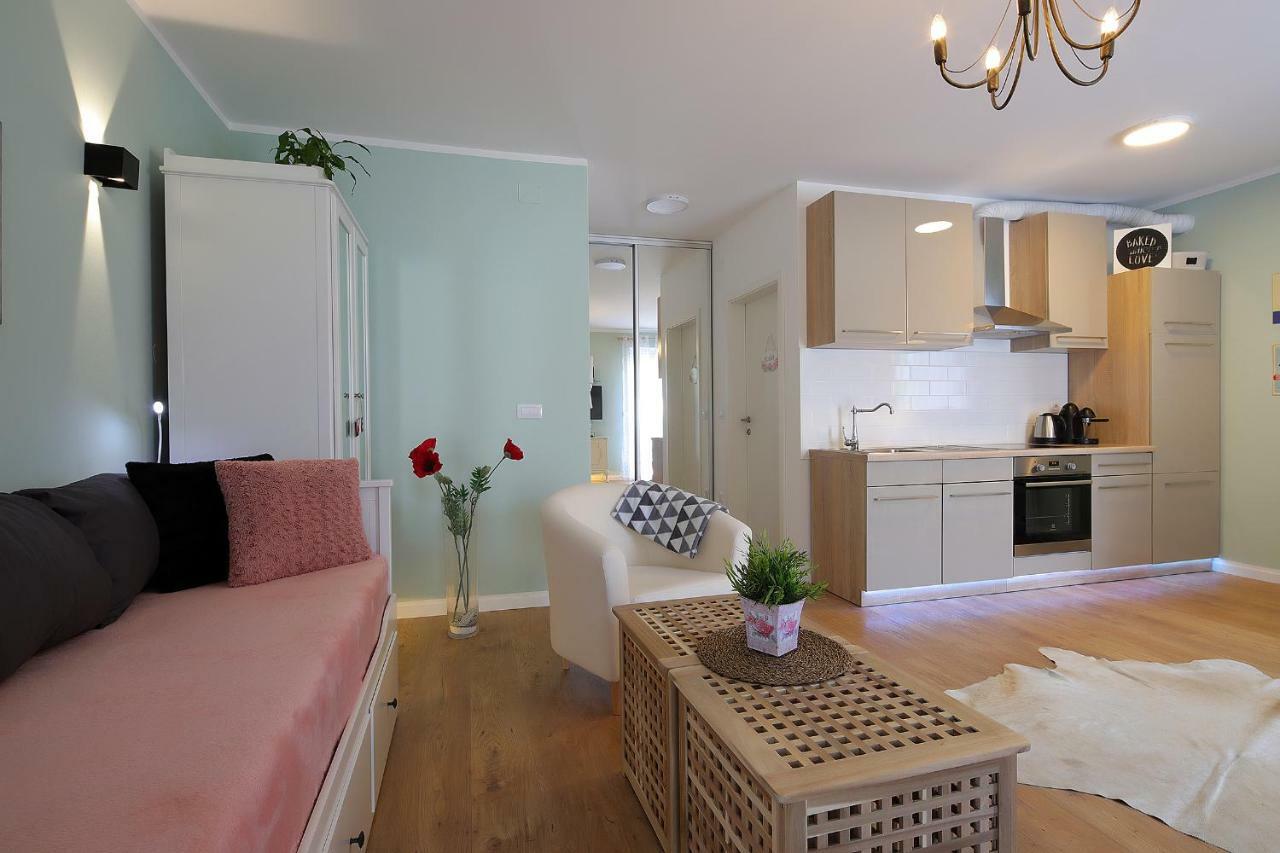 Studio Apartment Ada 2 里耶卡 外观 照片