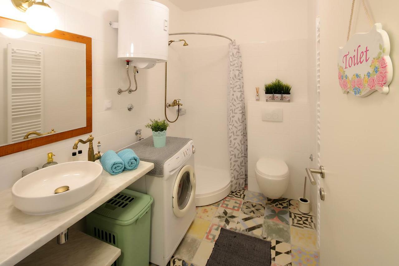Studio Apartment Ada 2 里耶卡 外观 照片