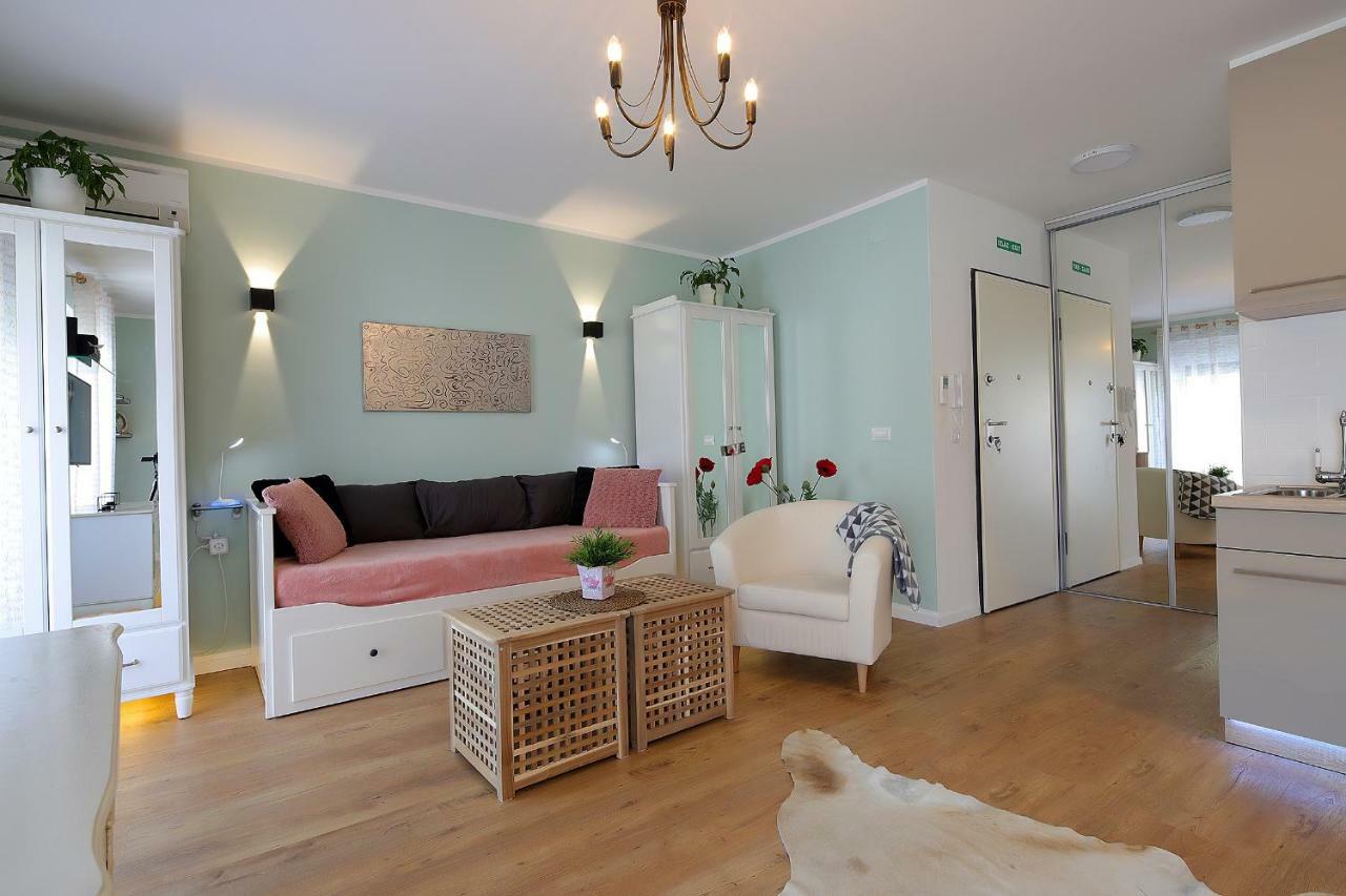 Studio Apartment Ada 2 里耶卡 外观 照片